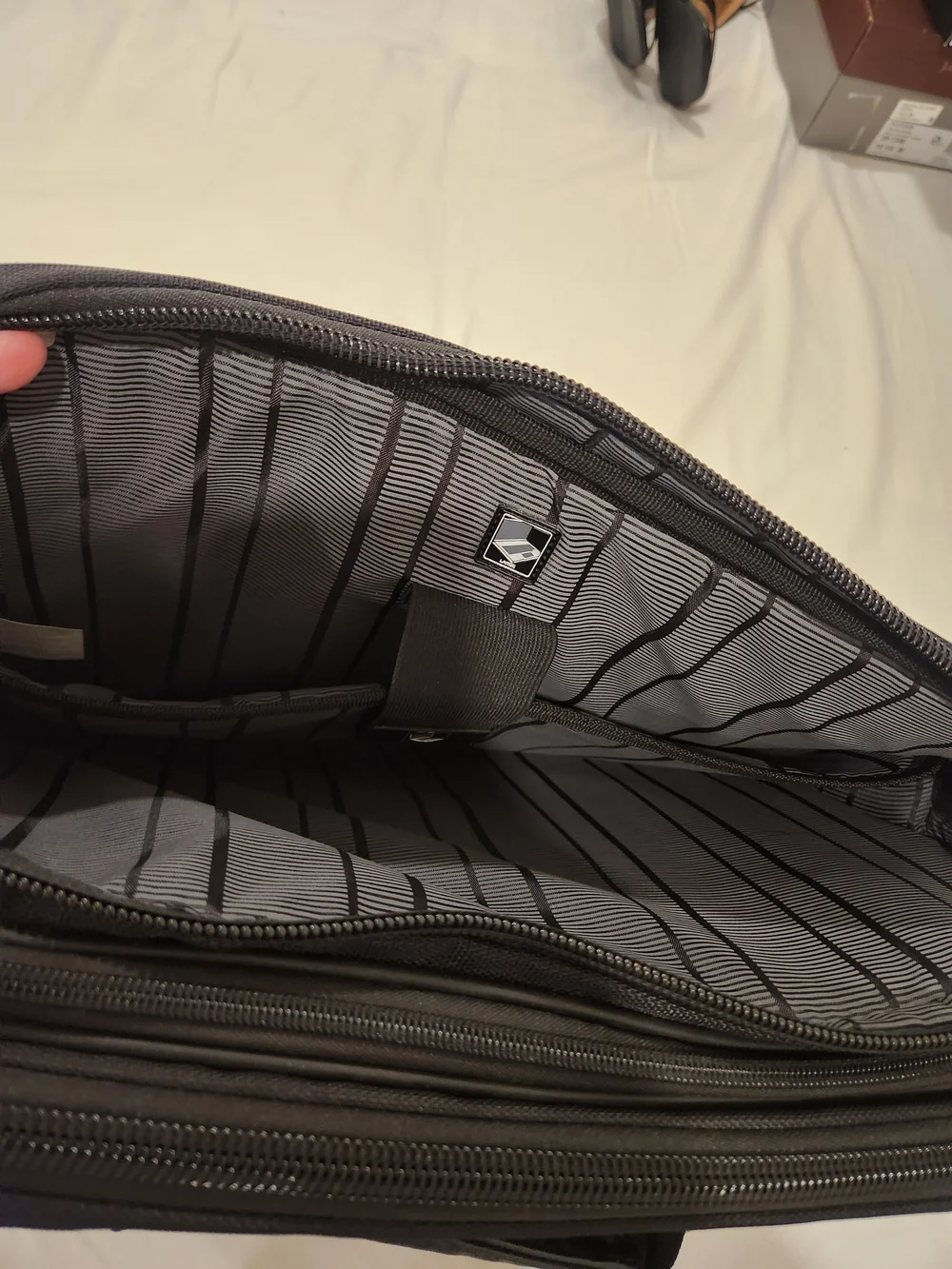 Kenneth Cole Reaction Men's Black Laptop Briefcase